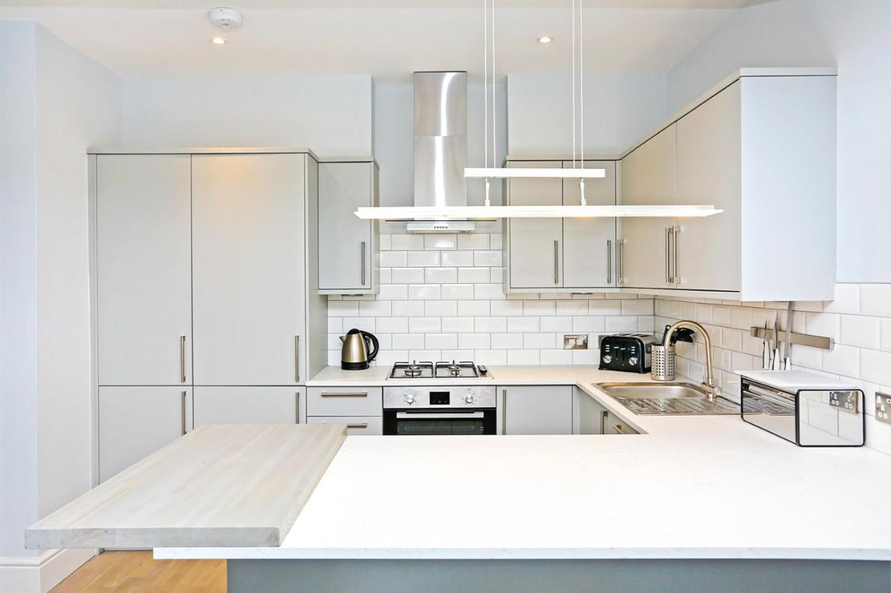 Ultra Modern, Stylish Apartment Next To Princes St EDI Kültér fotó